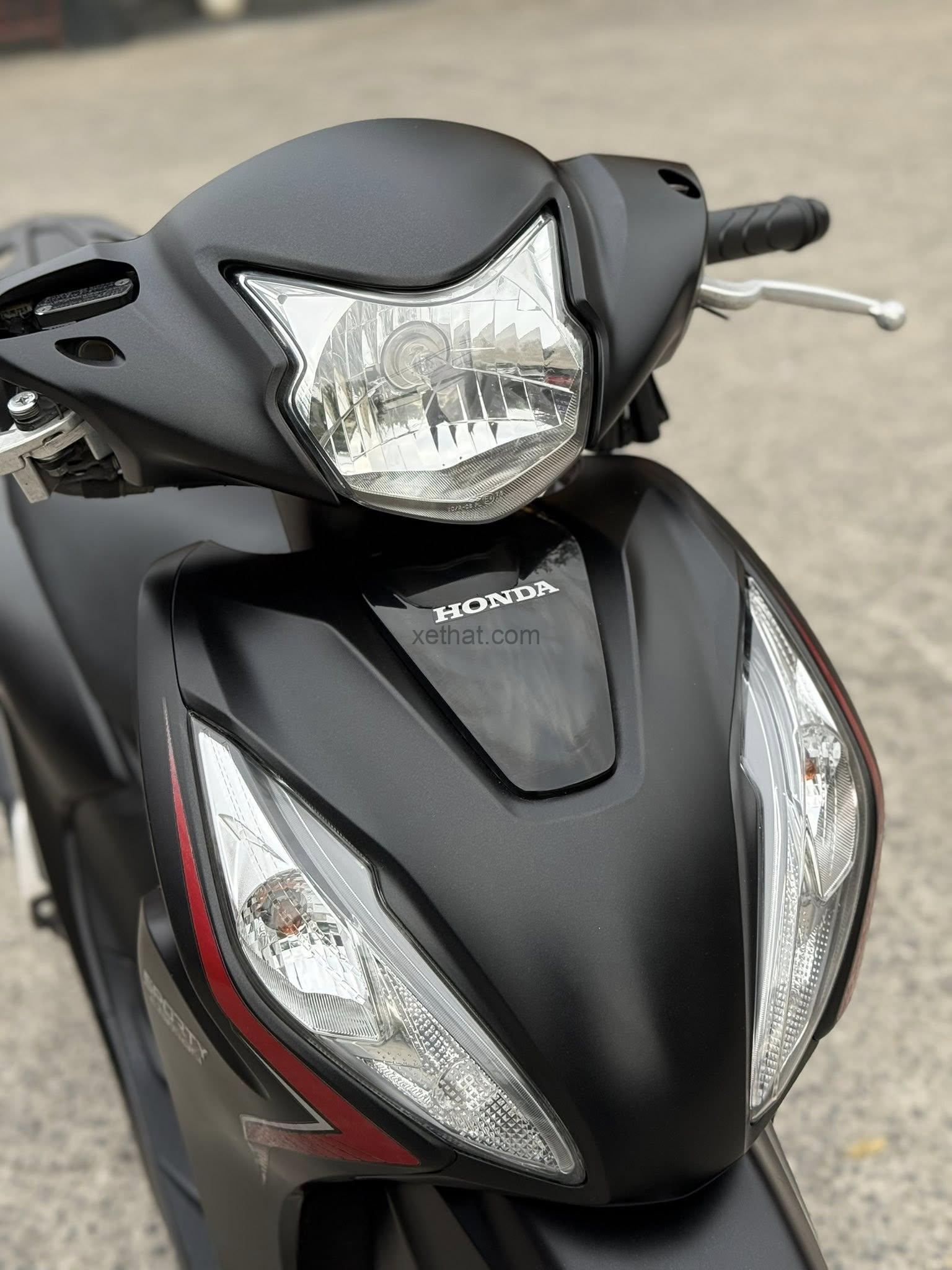 Honda Vision 110 TLU50