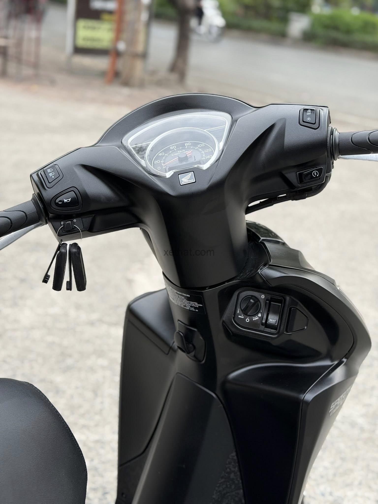 Honda Vision 110 TLU50